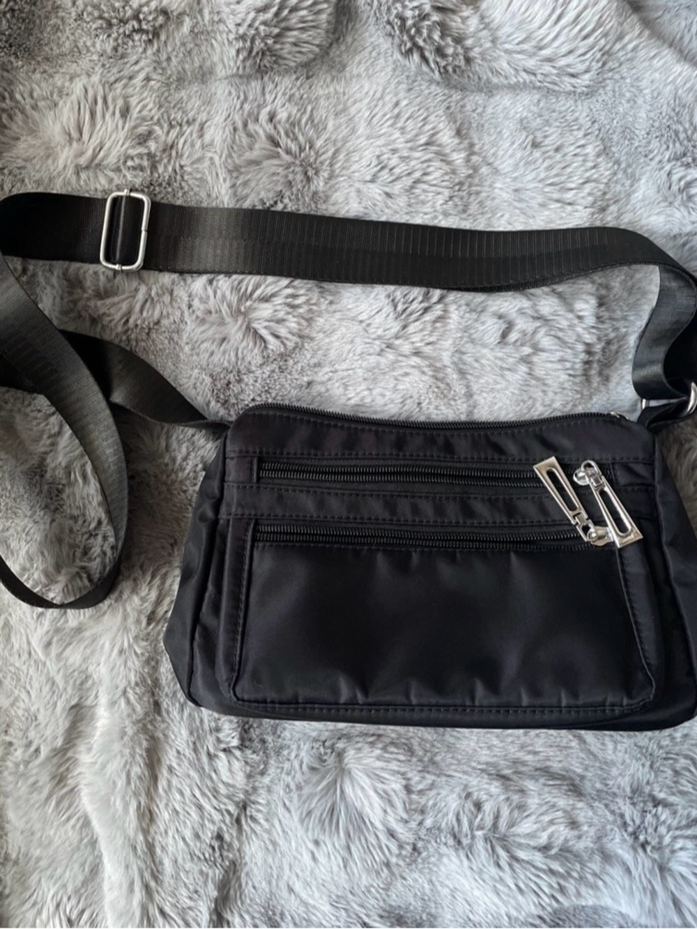Black Nylon Crossbody Sling Bag (like new)
